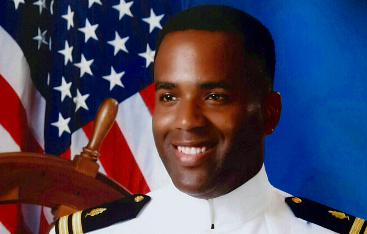 titus-author-profile-1200×765